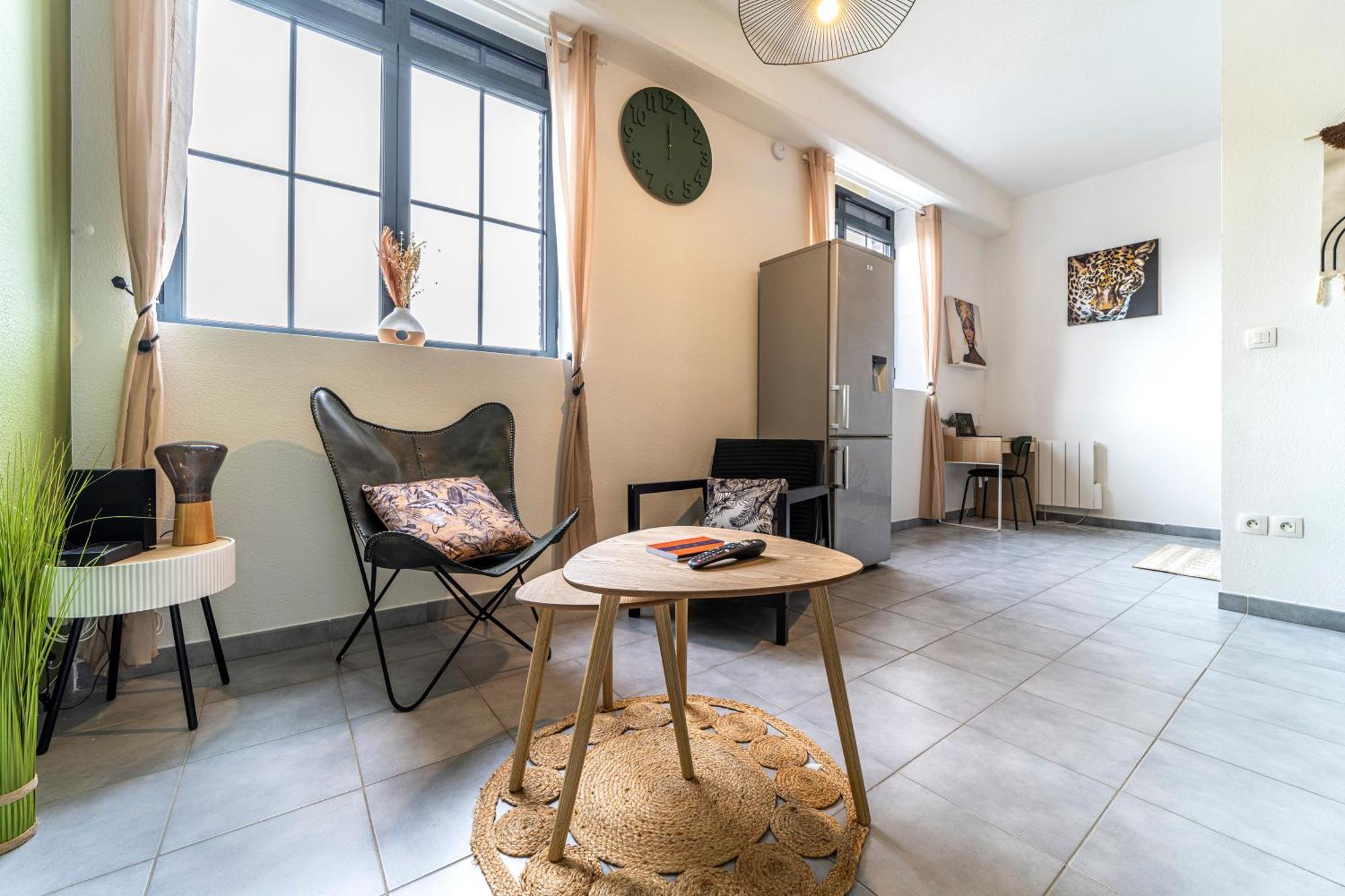 Stay Cosy Lille I Tourcoing - Appartement - Hypercentre - Parking Securise - Wifi - Netflix - Cuisine 外观 照片